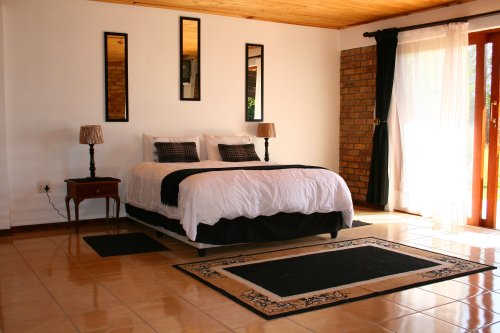 Airport Game Lodge (3)